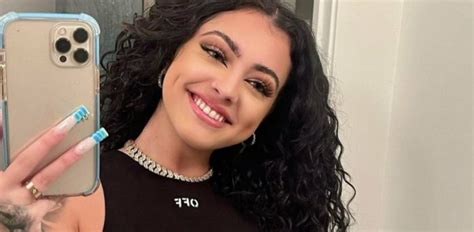 She is also hugely popular on Instagram where she has millions of followers. . Malu trevejo only fans leaked